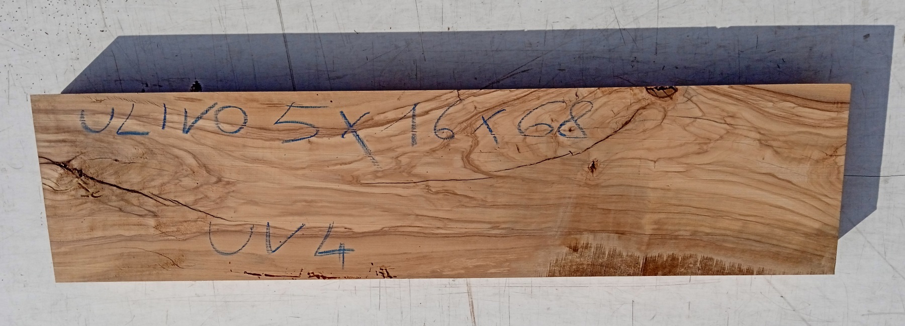 Tavola legno di Ulivo Non Refilato Piallato mm 50 x 160 x 680