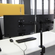 Emuca Supporti per monitor inclinabili e girevole a 360° per tavolo., Doppio, Verniciato nero, Acciaio