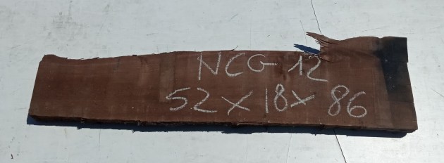 Tavola in legno di Noce Canaletto grezzo non refilato