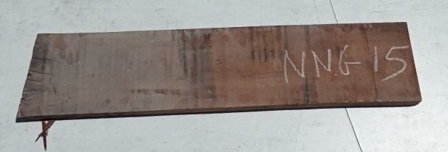 Tavola in legno di Noce Nazionale grezzo non refilato