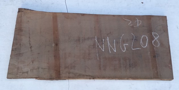Tavola in legno di Noce Nazionale grezzo non refilato