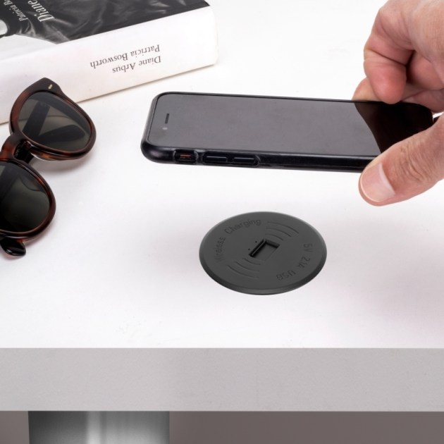 Emuca Caricatore di superficie wireless per mobile Airtop 2 con USB-A, Ø60mm, 5V DC / 2.1A (USB-10W/Qi-10W), Plastica nera, Tecnoplastica